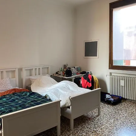 Apartamento Al Centro Di 6 Posti Letto Venecia